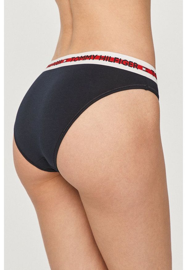 TOMMY HILFIGER - Tommy Hilfiger - Figi. Kolor: niebieski. Materiał: bawełna
