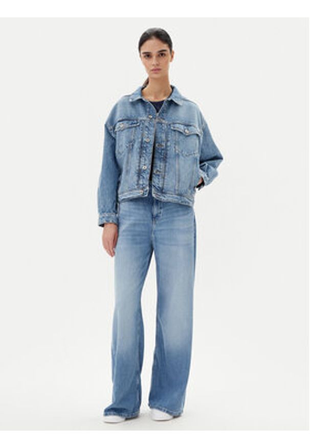 Mustang Kurtka jeansowa Arcata 1016219 Niebieski Loose Fit. Kolor: niebieski. Materiał: bawełna