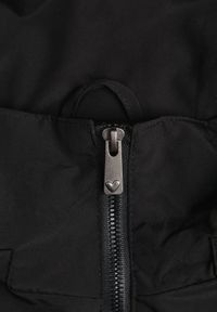 Born2be - Czarna Kurtka Parka z Odpinanym Kapturem Delavin. Okazja: na co dzień. Kolekcja: plus size. Kolor: czarny. Materiał: jeans. Styl: casual, klasyczny #3