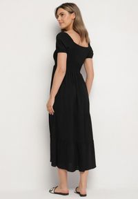 Born2be - Czarna Rozkloszowana Sukienka z Dekoltem Typu Hiszpanka z Marszczeniem Lumorice. Okazja: na co dzień. Typ kołnierza: dekolt hiszpanka. Kolor: czarny. Styl: elegancki, casual #6