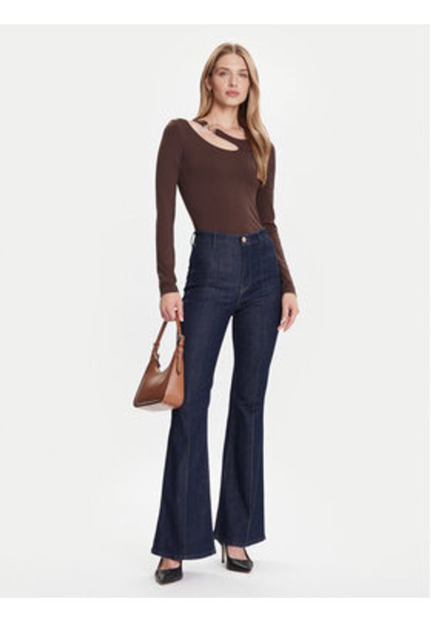 Guess Bluzka W5BP18 KC7M2 Brązowy Slim Fit. Kolor: brązowy. Materiał: syntetyk