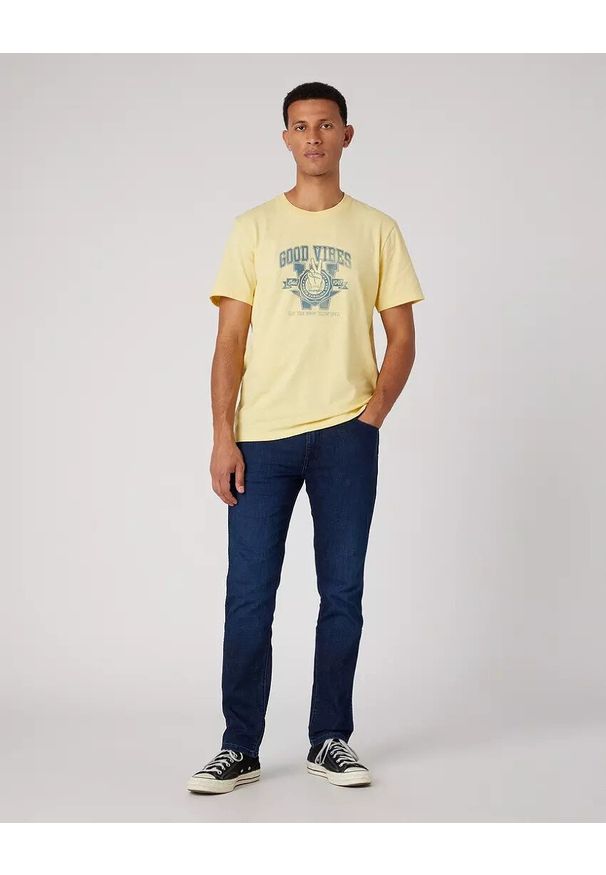 Wrangler - WRANGLER LARSTON MĘSKIE SPODNIE JEANSOWE JEANSY SOFT ROCK W18S74Y88 112331092. Styl: rockowy