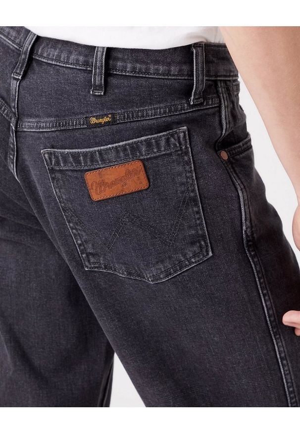 Wrangler - WRANGLER TEXAS MĘSKIE SPODNIE JEANSOWE WEATHERED BLACK W1218913P 112324514