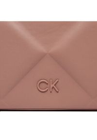 Calvin Klein Torebka Re-Lock Quilt Shoulder Bag K60K611021 Różowy. Kolor: różowy. Materiał: skórzane