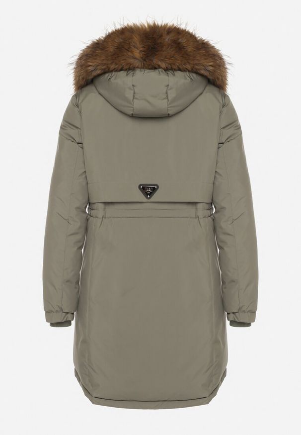 Born2be - Zielona Casualowa Kurtka Parka z Kapturem z Futerkiem Nallorea. Okazja: na co dzień. Typ kołnierza: kaptur. Kolor: zielony. Materiał: futro. Styl: casual