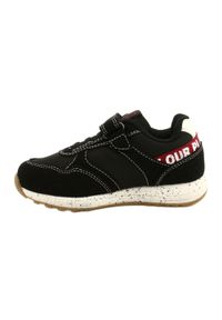 American Club ADI American sportowe buty Na Rzepy ES86/22 Black białe czarne czerwone. Zapięcie: rzepy. Kolor: biały, wielokolorowy, czarny, czerwony. Materiał: materiał, zamsz, guma