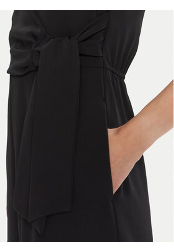 Rinascimento Kombinezon CFC0126186003 Czarny Regular Fit. Kolor: czarny. Materiał: syntetyk