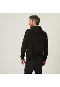 DOMYOS - Bluza z kapturem męska Nyamba Gym & Pilates Crew 100. Typ kołnierza: kaptur. Kolor: czarny. Materiał: tkanina, prążkowany, poliester, materiał, bawełna, włókno, elastan. Wzór: ze splotem. Sport: joga i pilates