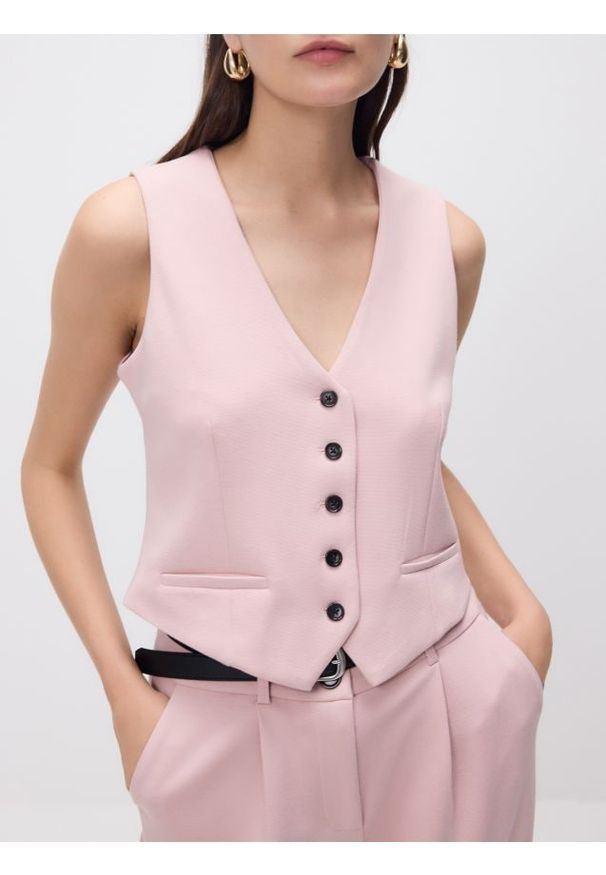 Reserved - Garniturowa kamizelka z wiskozą - pastelowy róż. Kolor: różowy. Materiał: wiskoza