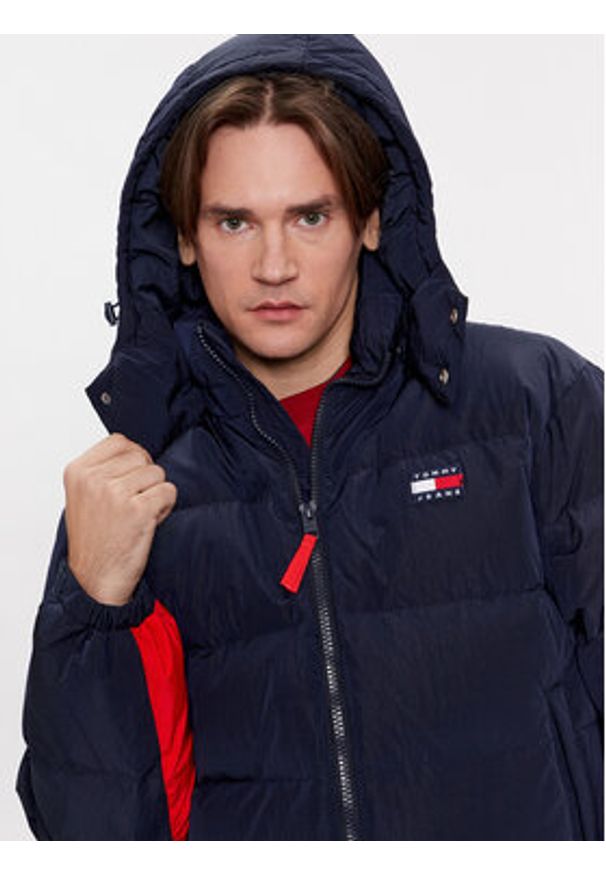 Tommy Jeans Kurtka puchowa Alaska Archive DM0DM18481 Granatowy Regular Fit. Kolor: niebieski. Materiał: puch, syntetyk