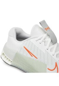 Nike Buty na siłownię Metcon 9 DZ2617-101 Biały. Kolor: biały. Materiał: mesh, materiał. Sport: fitness #4
