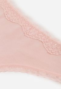 Renee - Różowe Majtki Stringi z Bawełną z Koronką Aethimilia. Kolor: różowy. Materiał: bawełna, koronka. Wzór: koronka #2