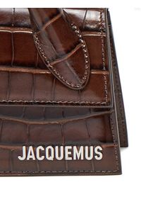 JACQUEMUS Torebka Le Chiquito Long 25E213BA004-4301 Brązowy. Kolor: brązowy. Materiał: skórzane, lakierowane #6