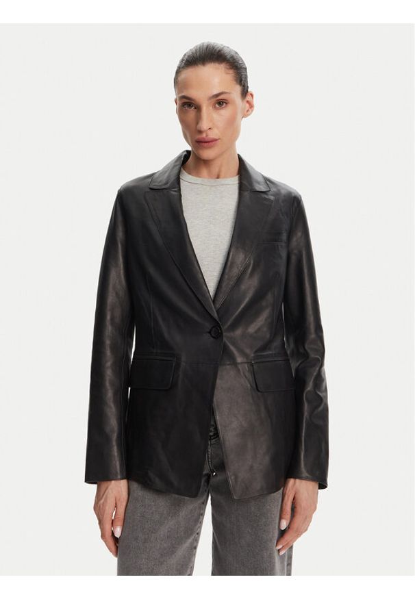 Serge Pariente Kurtka skórzana Caprice Czarny Slim Fit. Kolor: czarny. Materiał: skóra