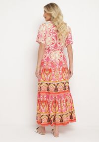 Born2be - Czerwona Wiskozowa Sukienka Boho Zapinana na Guziki z Materiałowym Paskiem w Talii Dimovana. Okazja: na co dzień. Typ kołnierza: dekolt w serek. Kolor: czerwony. Materiał: wiskoza, materiał. Długość rękawa: krótki rękaw. Wzór: aplikacja. Typ sukienki: proste. Styl: boho #3