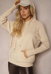 Renee - Beżowy Sweter z Wiskozą i Kaszmirem oraz z Kapturem Nerolin. Okazja: na co dzień, na spacer. Typ kołnierza: kaptur. Kolor: beżowy. Materiał: wiskoza, kaszmir. Styl: elegancki, casual #4