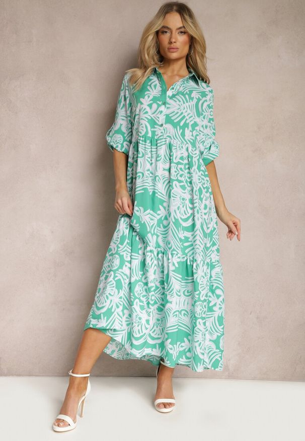 Renee - Zielona Rozkloszowana Sukienka Długa z Falbanką w Ornamentalny Print Naraoda. Kolor: zielony. Materiał: tkanina. Wzór: nadruk. Długość: maxi