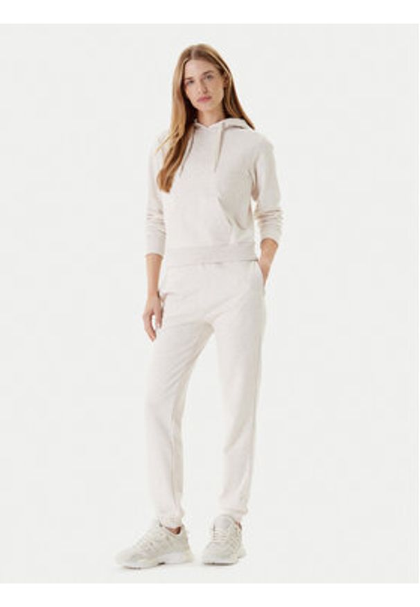 Guess Bluza O5RQ02 KCO31 Beżowy Regular Fit. Kolor: beżowy. Materiał: bawełna
