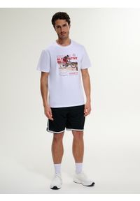 4f - 4F T-shirt relaxed z nadrukiem męski - biały M. Okazja: na co dzień. Kolor: biały. Materiał: jeans, materiał, bawełna, dresówka, dzianina. Wzór: nadruk. Styl: casual, klasyczny #2