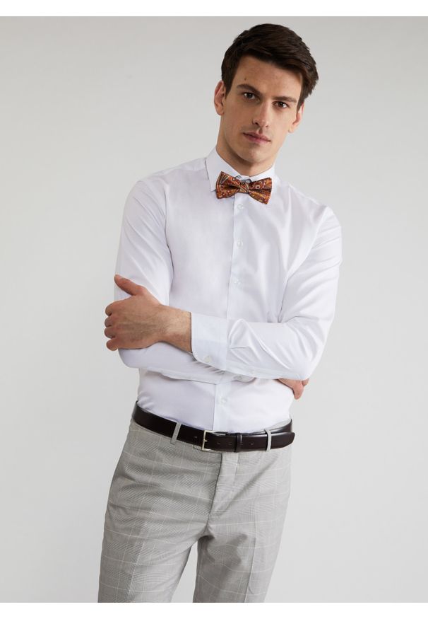 Pako Lorente - PAKO LORENTE – Mucha męska brązowa P22SF-MX-009-Y-0. Okazja: na wesele, na ślub cywilny. Kolor: brązowy. Styl: elegancki