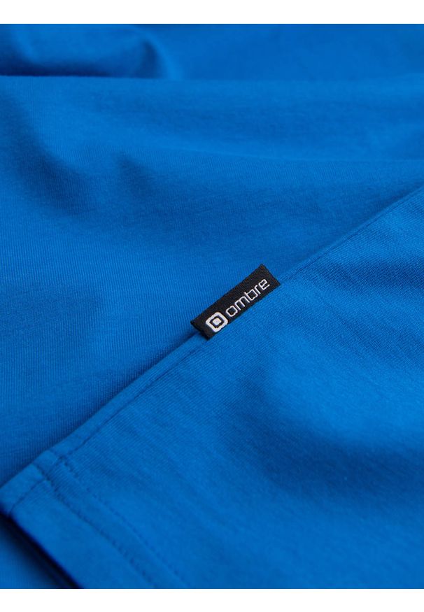 Ombre Clothing - Męski longsleeve BASIC z okrągłym dekoltem - niebieski V9 OM-LSBL-0106 - XXL. Kolor: niebieski. Materiał: materiał, bawełna. Długość rękawa: długi rękaw. Wzór: gładki, jednolity. Styl: klasyczny