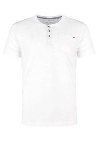 Volcano - T-shirt z rozpinanym dekoltem TM-HUBRIS. Kolekcja: plus size. Materiał: włókno, bawełna, materiał. Długość rękawa: krótki rękaw. Długość: krótkie. Wzór: aplikacja. Styl: klasyczny #1