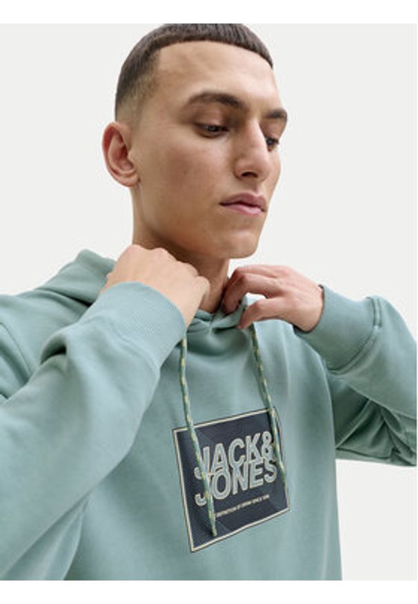 Jack & Jones Bluza Jjrain Sweat Hood 12288098 Turkusowy Regular Fit. Kolor: turkusowy. Materiał: bawełna