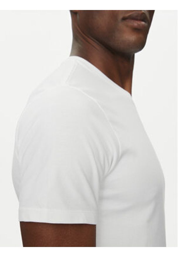 Levi's® T-Shirt Original Hm Tee 56605-0000 Biały Regular Fit. Kolor: biały. Materiał: bawełna