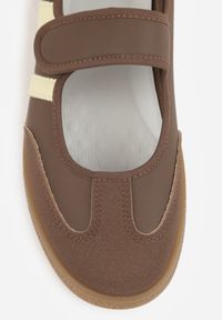 Renee - Brązowe Tenisówki Sneakeriny z Paskiem na Rzep Pirel. Okazja: na co dzień. Zapięcie: rzepy. Kolor: brązowy. Materiał: jeans, koronka. Wzór: gładki #7