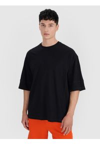 4f - T-shirt oversize gładki męski - czarny. Okazja: na co dzień. Kolor: czarny. Materiał: bawełna, poliester, dzianina, materiał. Długość rękawa: krótki rękaw. Długość: krótkie. Wzór: gładki. Styl: klasyczny, elegancki, street, sportowy, casual