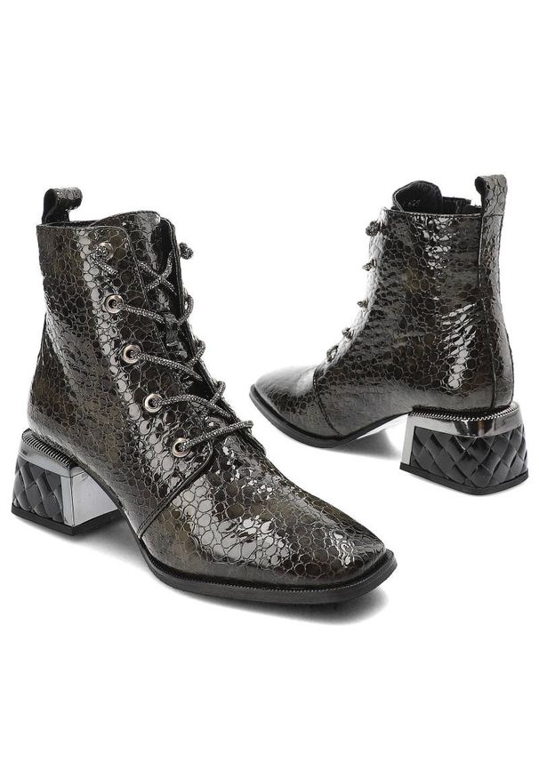 Zielone Botki Venezia Modne Buty Damskie. Okazja: na co dzień. Kolor: zielony. Materiał: skóra, jeans. Styl: casual, elegancki