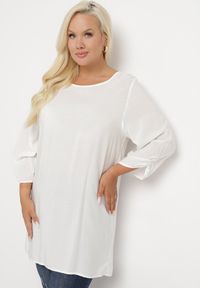 Born2be - Biała Klasyczna Tunika z Marszczonymi Rękawami Evianas. Okazja: na co dzień. Kolor: biały. Styl: klasyczny #6