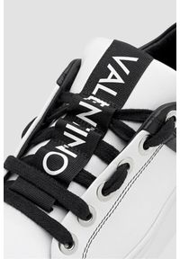 Valentino by Mario Valentino - VALENTINO Biało-czarne sneakersy Baraga S Sneaker Lace-U, Rozmiar 41. Kolor: biały. Materiał: skóra