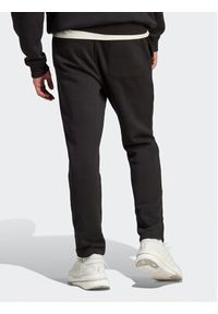 Adidas - adidas Spodnie dresowe All SZN Fleece IB4070 Czarny Regular Fit. Kolor: czarny. Materiał: bawełna #3