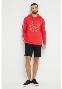 Michael Kors bluza lounge kolor czerwony z kapturem z nadrukiem. Okazja: na co dzień. Typ kołnierza: kaptur. Kolor: czerwony. Materiał: dzianina. Wzór: nadruk. Styl: casual #3
