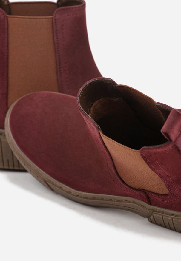 Born2be - Bordowe Botki Sztyblety na Ozdobnie Żłobionej Podeszwie Ezisane. Okazja: na co dzień. Kolor: czerwony. Materiał: jeans. Styl: casual, elegancki