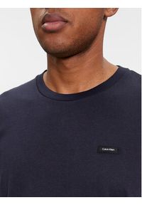 Calvin Klein T-Shirt K10K112749 Granatowy Comfort Fit. Kolor: niebieski. Materiał: bawełna #3