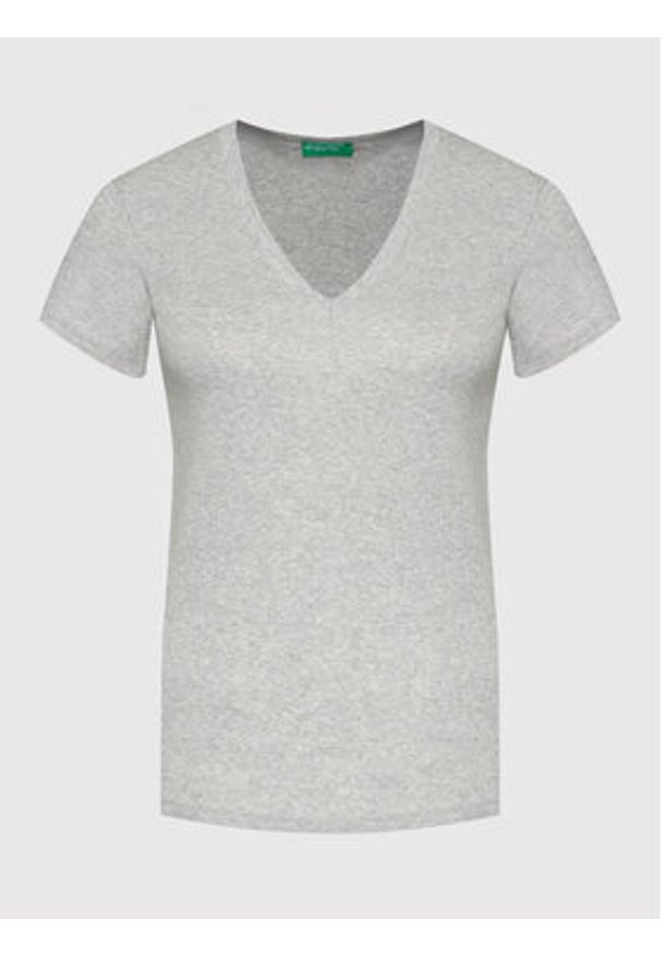 United Colors of Benetton - United Colors Of Benetton T-Shirt 3GA2E4230 Szary Regular Fit. Kolor: szary. Materiał: bawełna