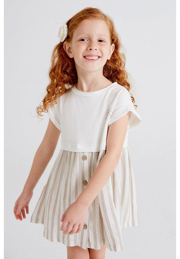 Mayoral sukienka dziecięca kolor beżowy mini rozkloszowana. Kolor: beżowy. Długość rękawa: krótki rękaw. Typ sukienki: rozkloszowane. Długość: mini
