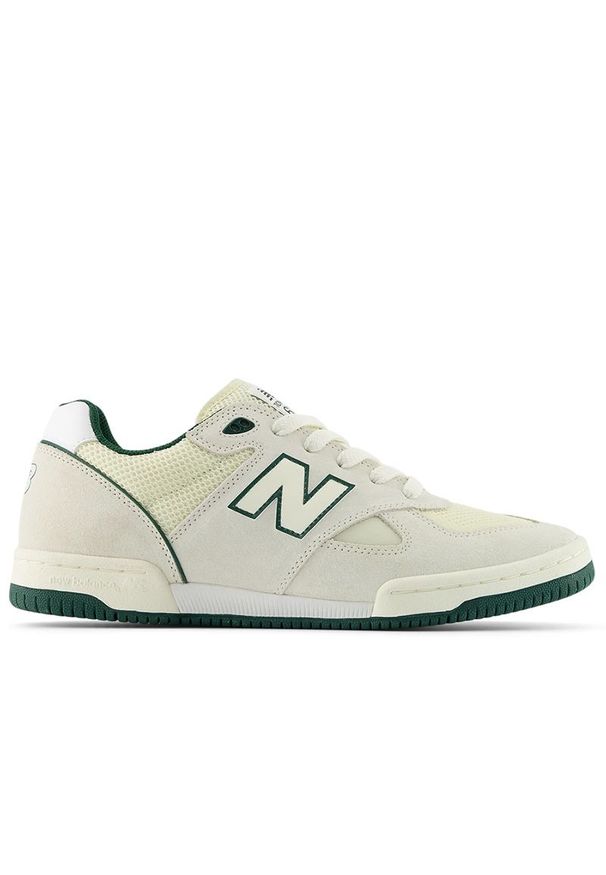 Buty męskie New Balance Numeric UN600TTR - beżowe. Kolor: beżowy. Materiał: guma, materiał, dresówka, zamsz. Szerokość cholewki: normalna. Sport: skateboard, fitness, bieganie