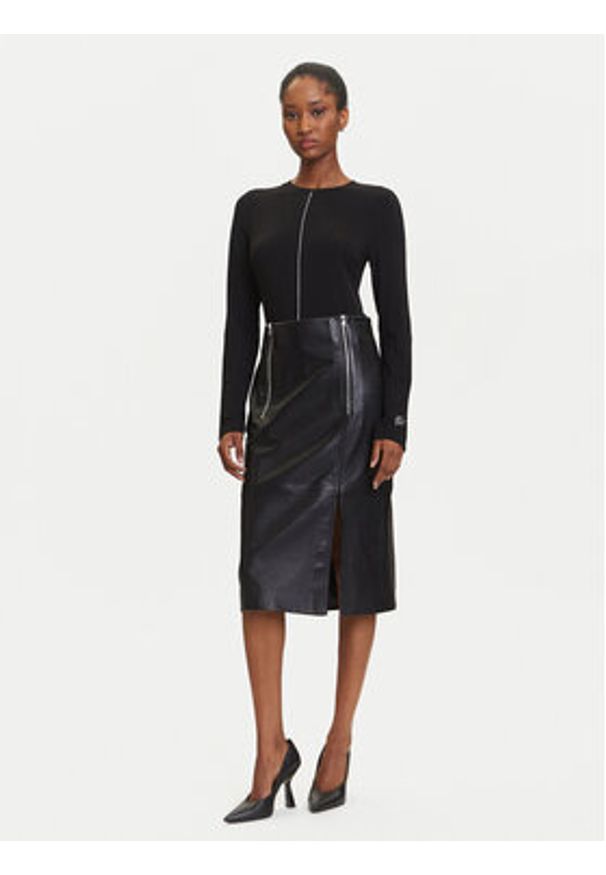 Karl Lagerfeld - KARL LAGERFELD Bluzka A3W17007 Czarny Slim Fit. Typ kołnierza: dekolt w karo. Kolor: czarny. Materiał: wiskoza