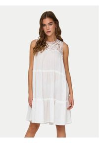 JDY Sukienka letnia Oda 15323448 Biały Regular Fit. Kolor: biały. Materiał: bawełna. Sezon: lato #1