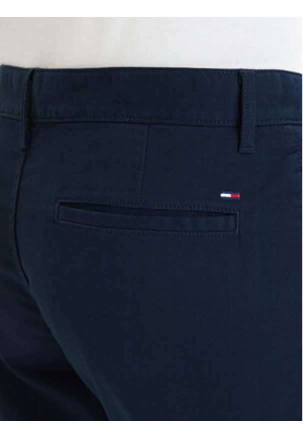 Tommy Jeans Szorty materiałowe Scanton DM0DM22852 Granatowy Slim Fit. Kolor: niebieski. Materiał: bawełna