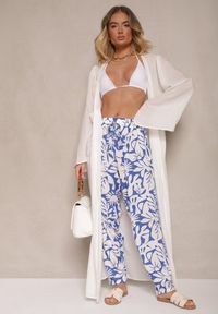 Renee - Niebieskie Spodnie z Wiskozy High Waist w Kwiatowy Wzór Niliannea. Okazja: na co dzień. Stan: podwyższony. Kolor: niebieski. Materiał: wiskoza. Wzór: kwiaty. Styl: elegancki, casual