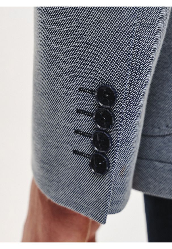 Pako Lorente - PAKO LORENTE - Niebieska marynarka z dzianiny. Kolor: niebieski. Materiał: dzianina. Sezon: wiosna