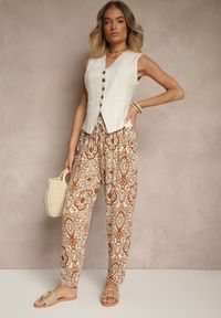 Renee - Brązowe Wiskozowe Spodnie High Waist Zdobione Ornamentalnym Printem Jenavitha. Stan: podwyższony. Kolor: brązowy. Materiał: wiskoza. Wzór: aplikacja, nadruk. Sezon: lato, wiosna. Styl: klasyczny, elegancki #5