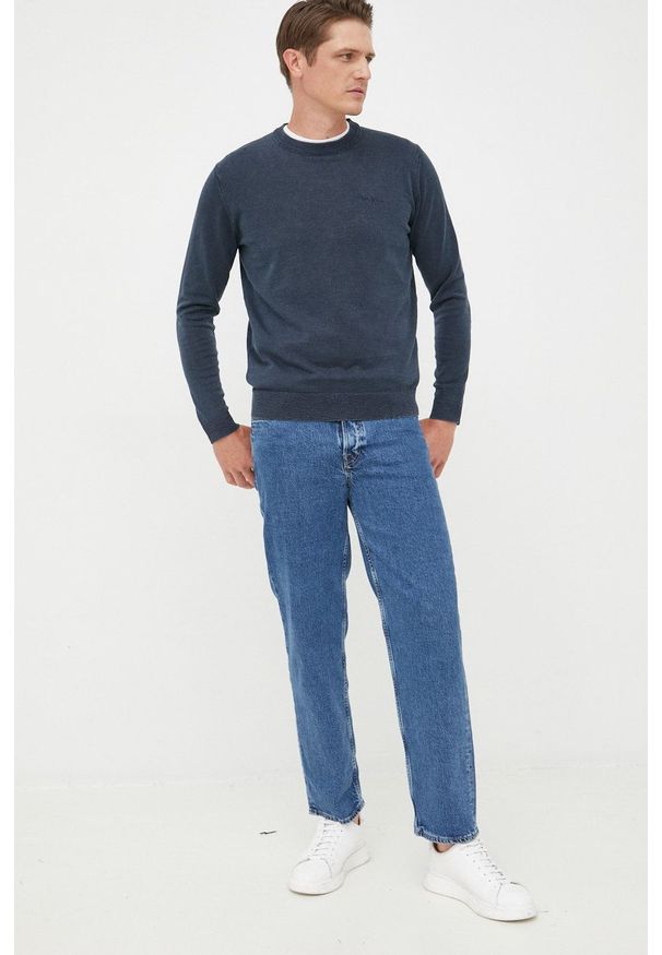 Pepe Jeans sweter bawełniany męski kolor granatowy lekki. Okazja: na co dzień. Kolor: niebieski. Materiał: bawełna. Długość rękawa: długi rękaw. Długość: długie. Styl: casual