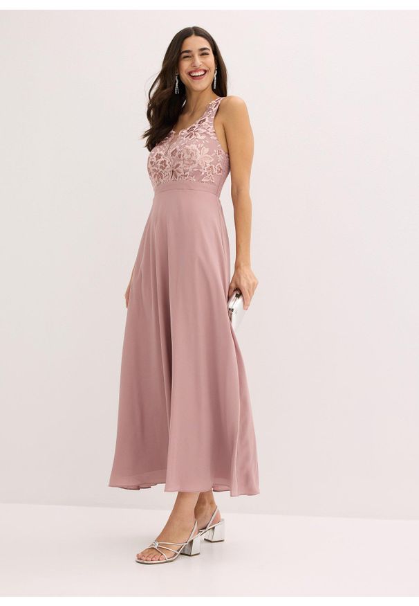 bonprix - Długa sukienka z aplikacją z cekinów. Typ kołnierza: dekolt gorset. Kolor: różowy. Materiał: szyfon. Wzór: aplikacja. Typ sukienki: gorsetowe. Styl: elegancki, wizytowy. Długość: maxi