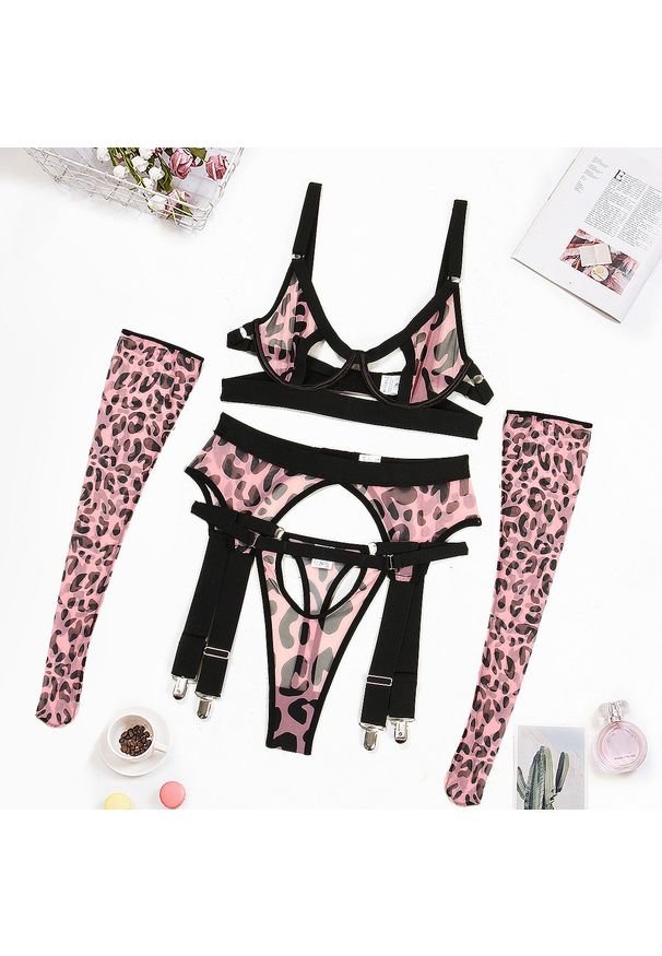 Intica - Komplet bielizny z wycięciami z dopasowanego materiału Gentjana. Kolor: wielokolorowy. Materiał: materiał