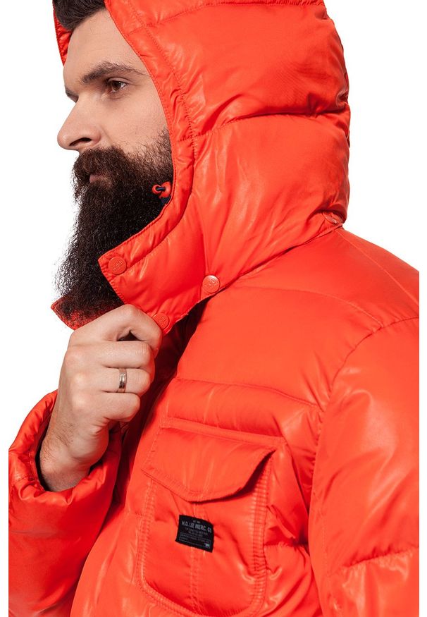Lee - KURTKA ZIMOWA LEE LOCO PUFFA LAVA RED L87NWSAF. Materiał: puch. Sezon: zima
